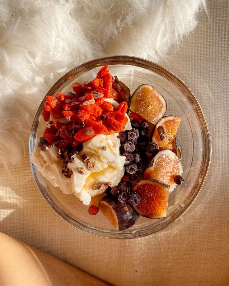 Exotic Fruit Creme Bowl